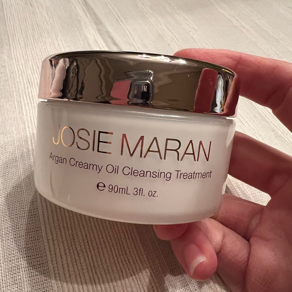 Josie Maran Argan creamy oil cleansing treatment